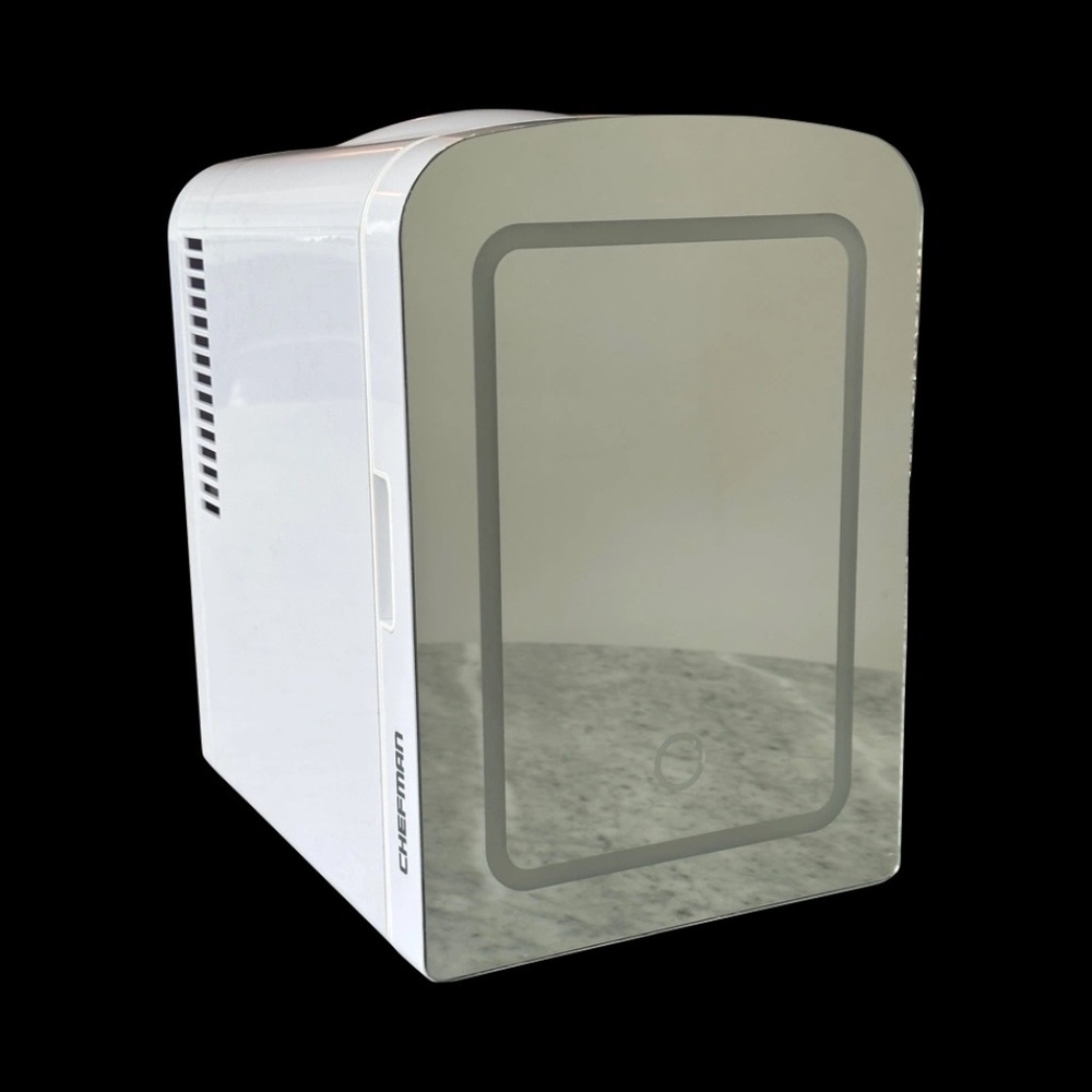 CHEFMAN - Mini Personal Fridge